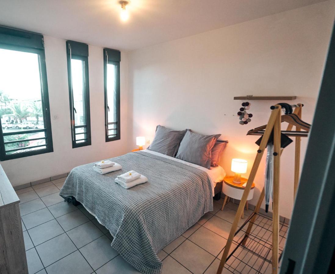 Апартаменты Caz Patio, T2 - 4 Etoiles, Front De Mer Сен-Пьер Экстерьер фото