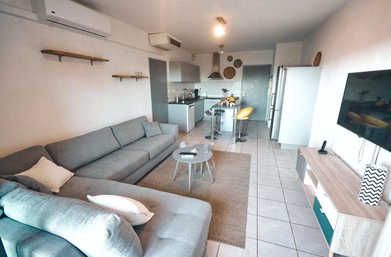 Апартаменты Caz Patio, T2 - 4 Etoiles, Front De Mer Сен-Пьер Экстерьер фото