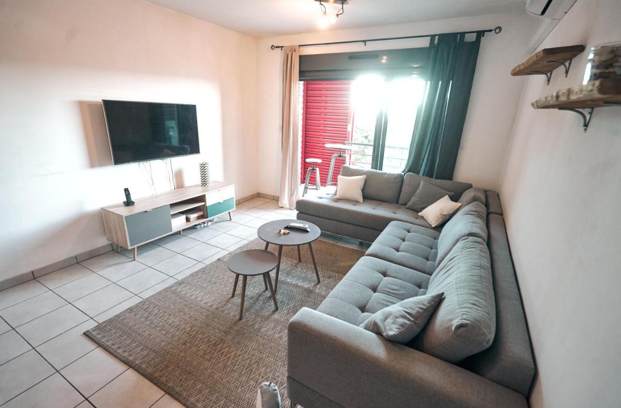 Апартаменты Caz Patio, T2 - 4 Etoiles, Front De Mer Сен-Пьер Экстерьер фото